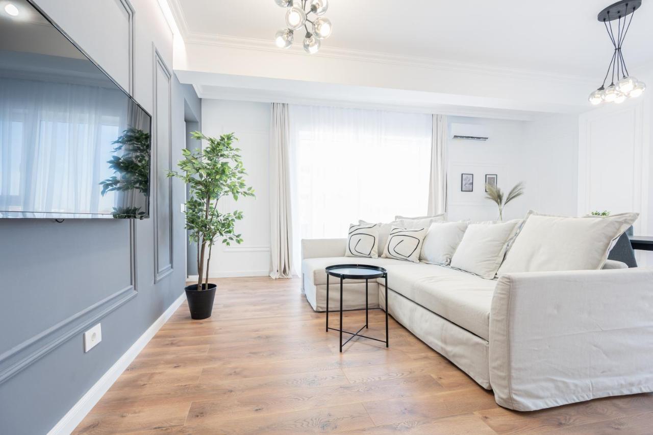 Brioni Flat Apartment Oradea Ngoại thất bức ảnh